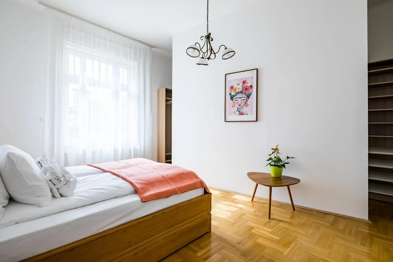 Captain Buda Apartment Budapest